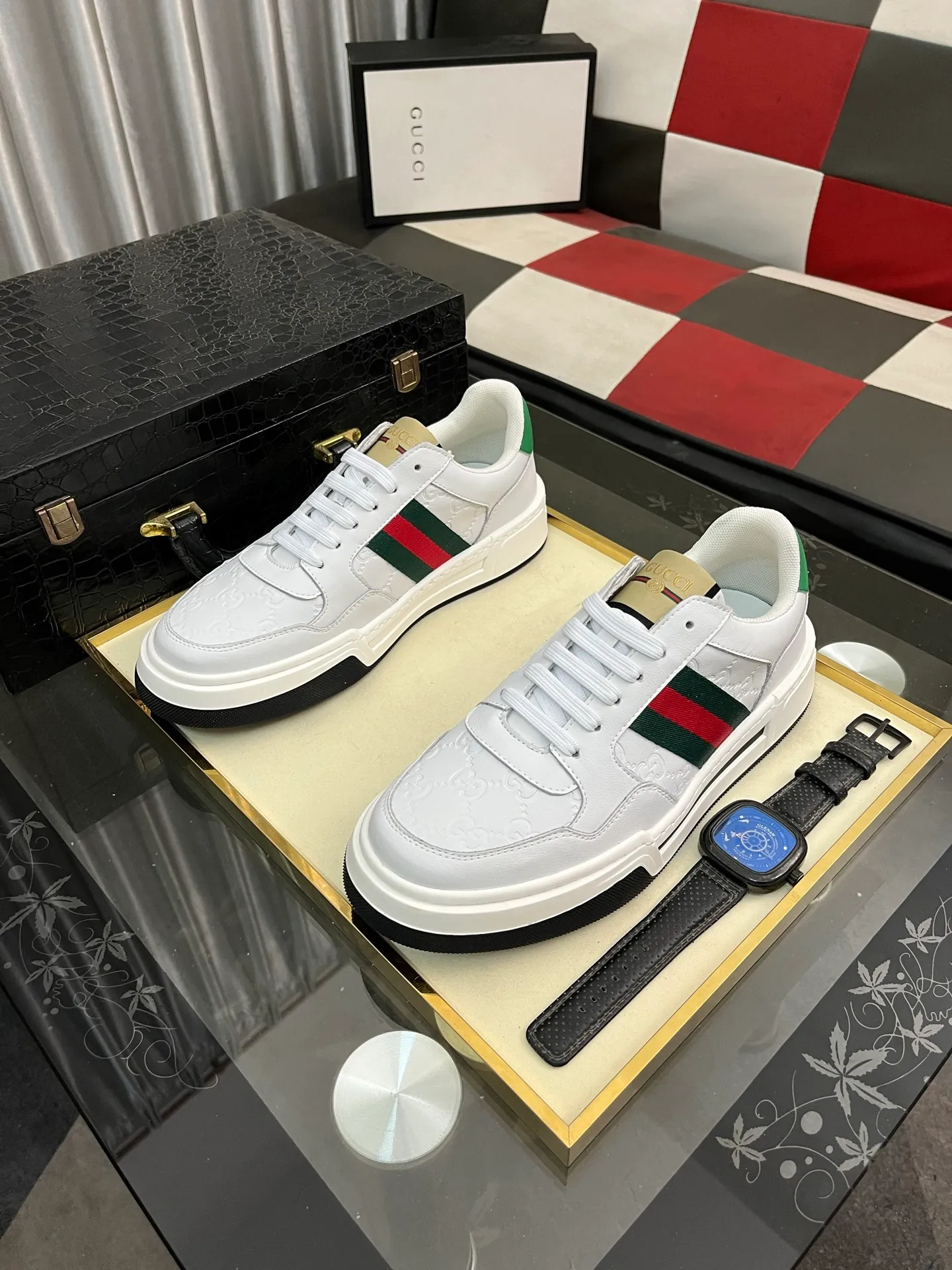 Men's Men's Shoes💰420⌚️⌚️【GUCCI】Gucci men's latest white shoe series casual shoes! The official website is built 1:1. Upper: Made of imported cowhide, with electric embroidery ➕Inner lining: Made of high-quality first-layer pigskin, soft and comfortable. Picky material selection and exquisite workmanship give you the best enjoyment. Size: 38-443️⃣Colors available